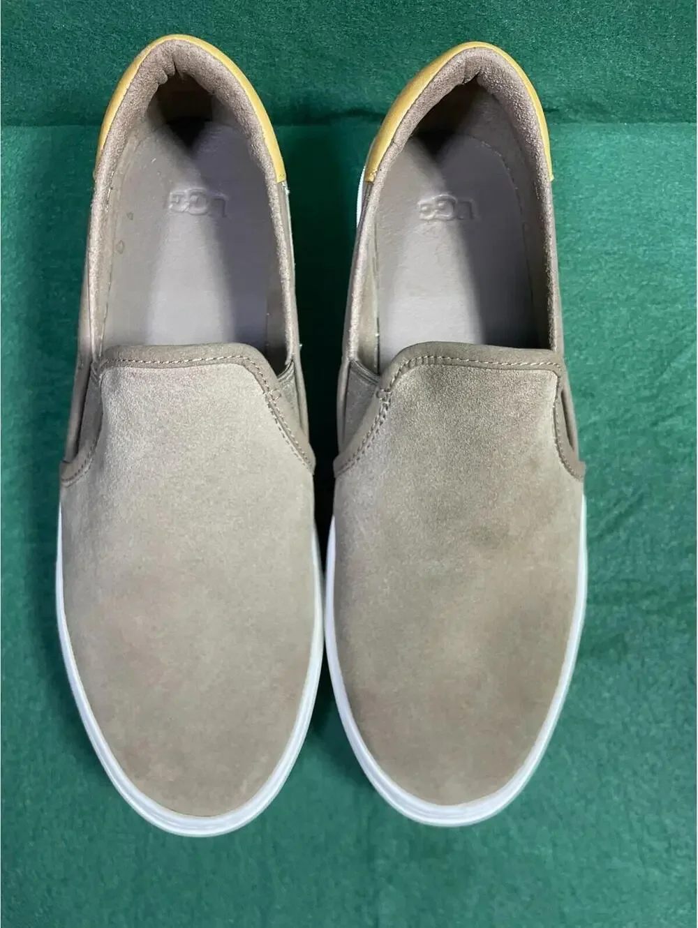 UGG Cahlvan Slip On Loafer Platform Sneaker Brown Suede Shoes Womens Size 9.5 - Picture 2 of 7